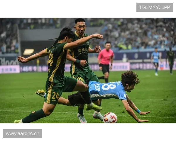 中超最新动态：多队引援布局揭晓新赛季战力格局分析 - 副本 (2)